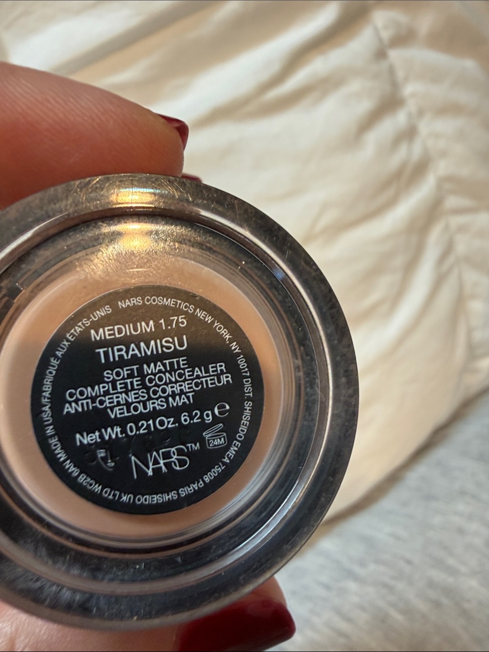 NARS matte Concealer & Hourglass Vanish - Picture 3 of 4